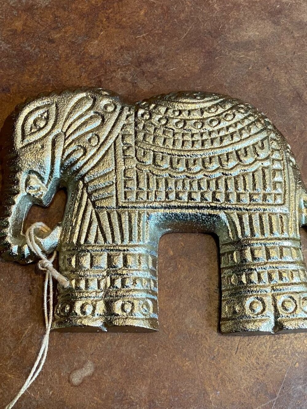 NWT World Market Brass Gold-Toned Elephant Jewelry Trinket Keys Dish Stand